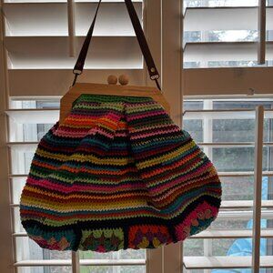 Oversized Wood Frame Crochet Kisslock Bag NWOT